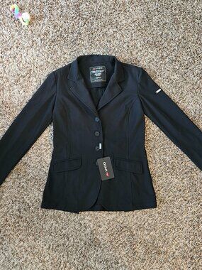 NWT IT46 Iago Show Jacket